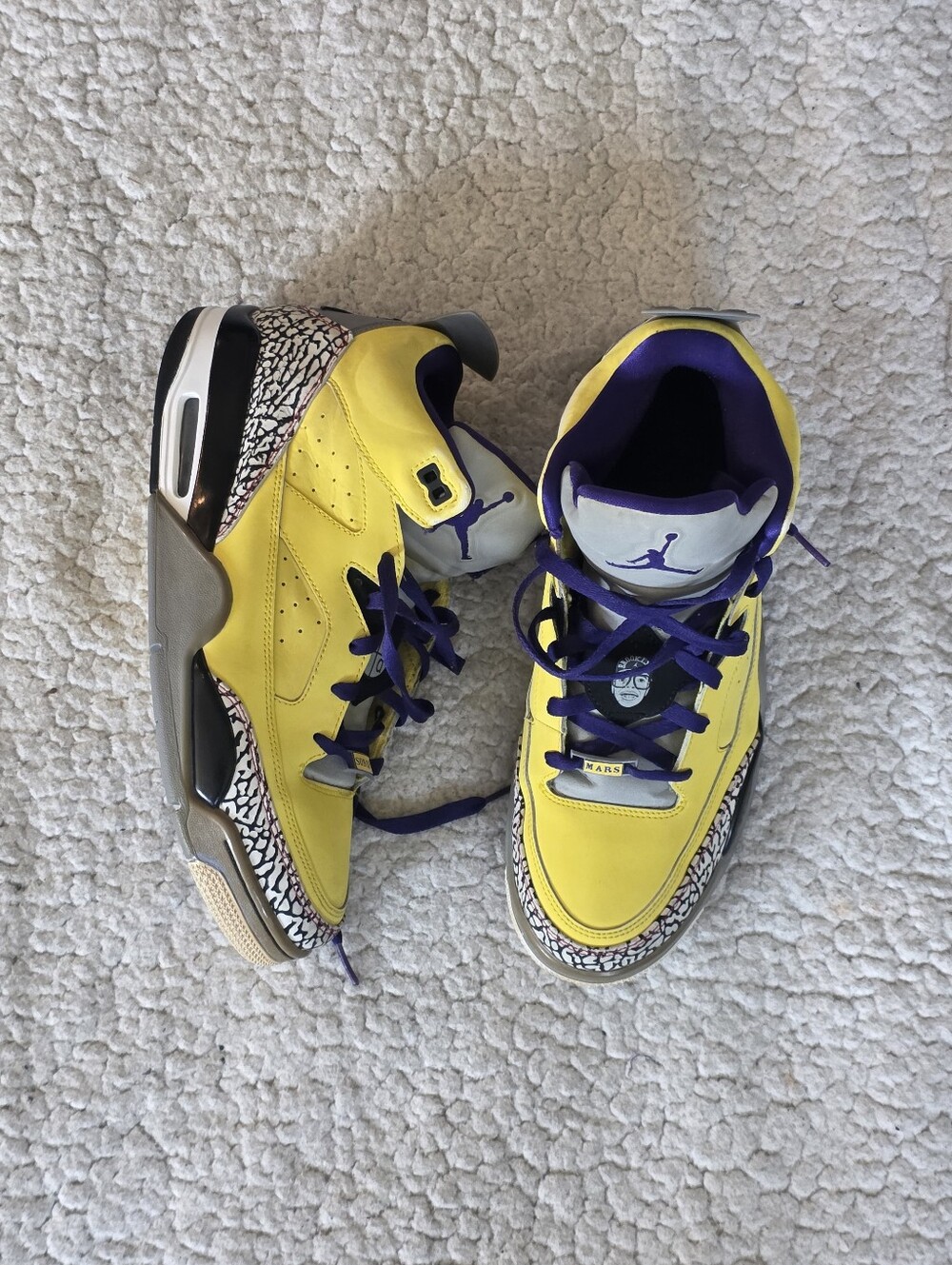Jordan Son of Mars Low Tour Yellow Grape Ice 580603-708 Men's Size 10.5